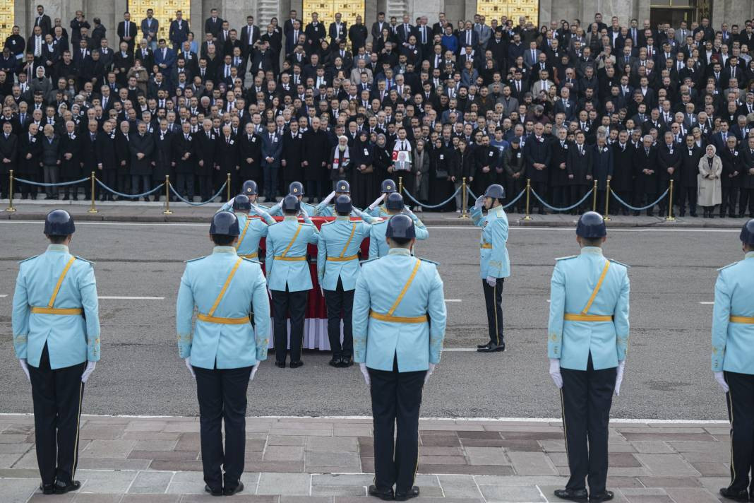 Hasan Bitmez için Meclis'te cenaze töreni. Babası Filistin atkısıyla uğurladı - Resim: 19